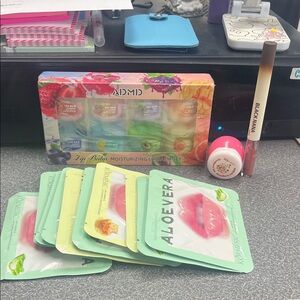 Lip Balm Set with Aloe Vera Masks price firm Fo1